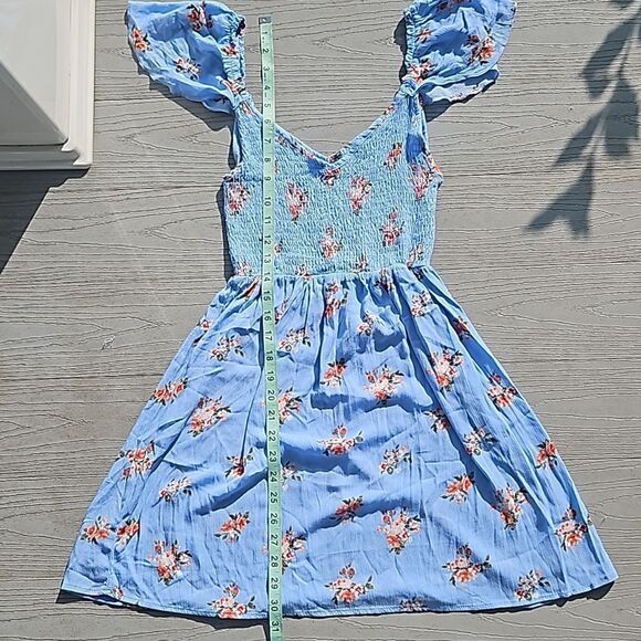 RUE 21 COLD SHOULDER FLORAL MIDI DRESS - Picture 8 of 8